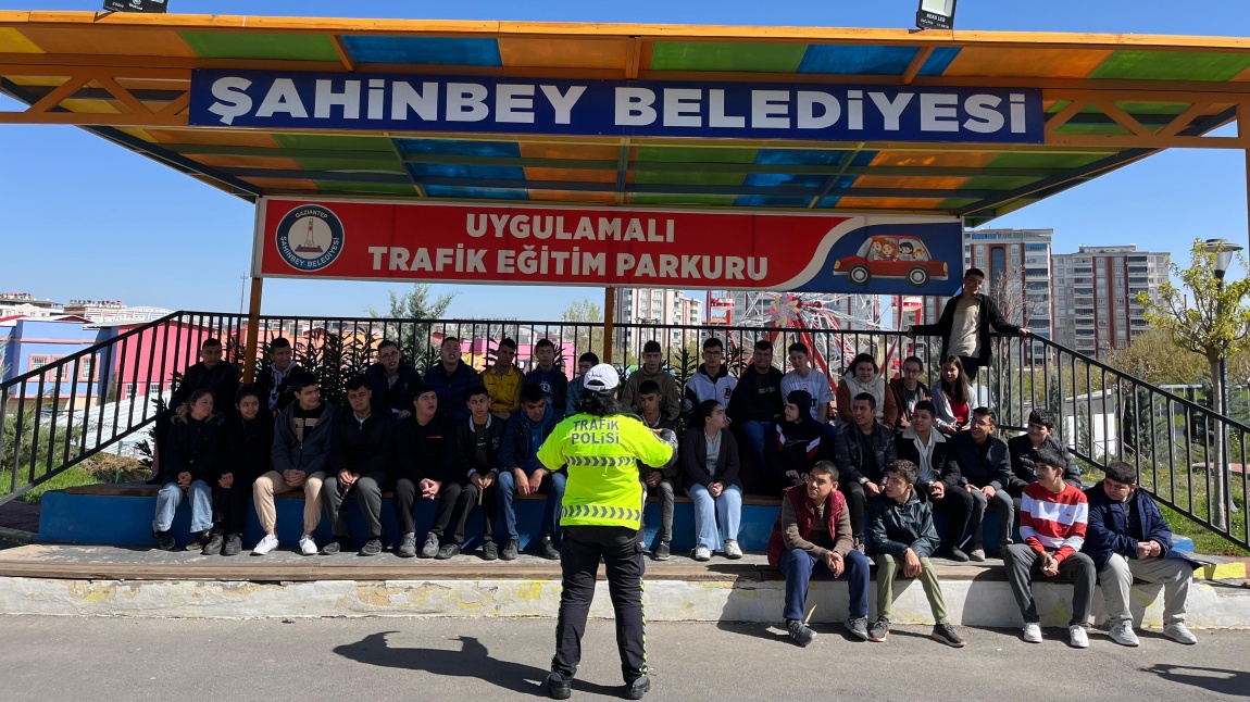 Öğrencilerimiz Trafik Eğitim Parkında